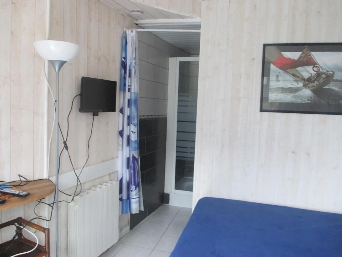 Trestraou, Cote De Granit Rose, Studio Vue Mer, Rez-De-Chaussee Perros-Guirec